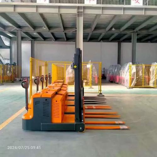 1t步行式平衡重堆高車無腿電動叉車鋰電搬運車裝卸貨托盤堆垛機